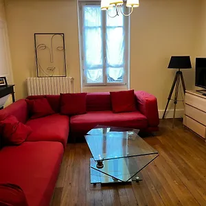 Magnifique F4 Pour 11 Personnes A Moulins Appartement